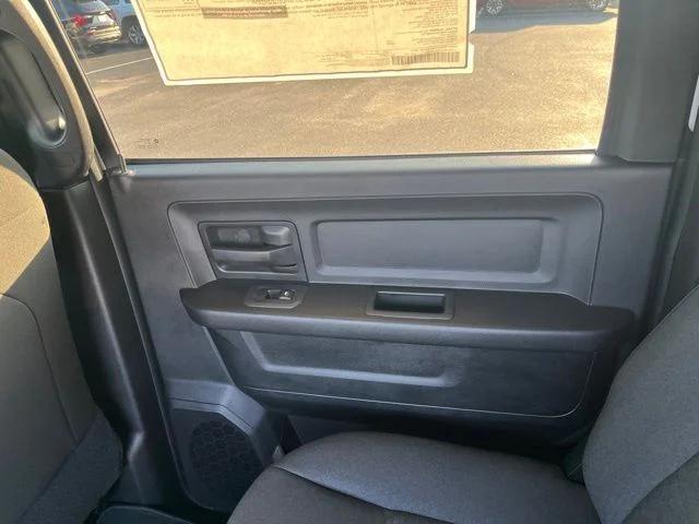 2026 Ram 3500 Tradesman Crew Cab 4x4 8 Box