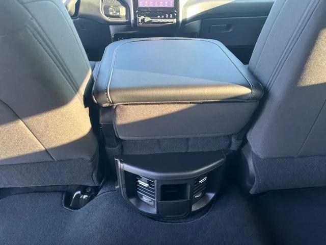 2026 Ram 3500 Tradesman Crew Cab 4x4 8 Box