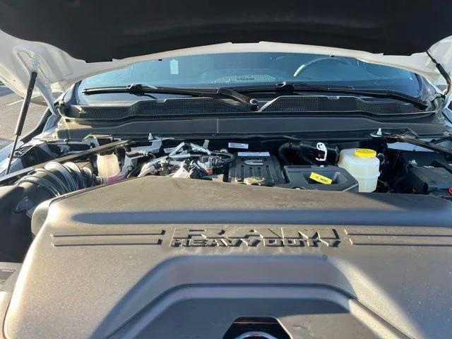 2026 Ram 3500 Tradesman Crew Cab 4x4 8 Box