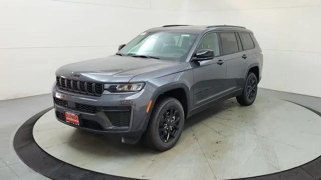 2026 Jeep Grand Cherokee L GRAND CHEROKEE L LAREDO ALTITUDE 4X4