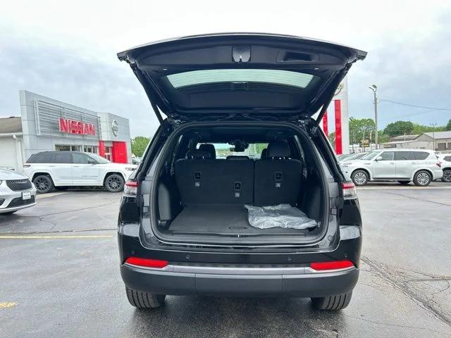 2026 Jeep Grand Cherokee 85th Anniversary Edition