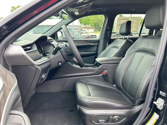 2026 Jeep Grand Cherokee 85th Anniversary Edition