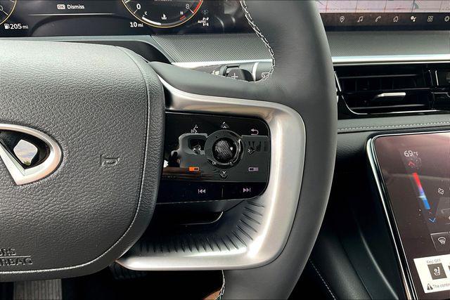 2026 INFINITI QX80 LUXE AWD