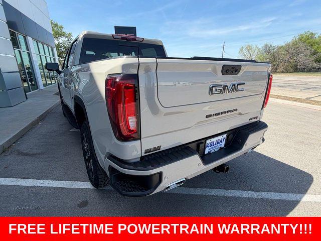 2026 GMC Sierra 1500 Crew Cab, Standard Bed, AT4, 4WD