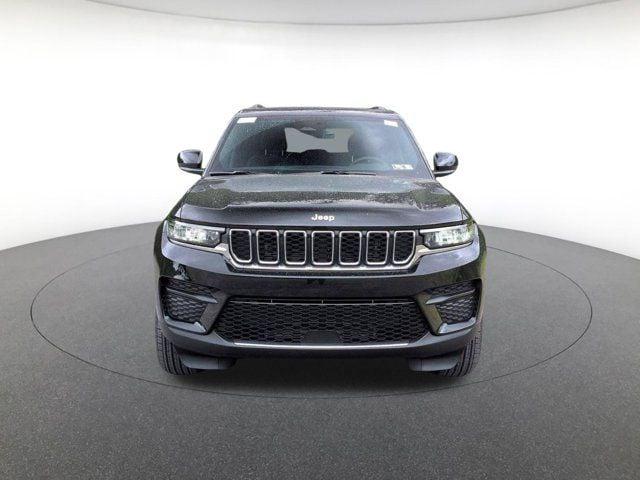 2026 Jeep Grand Cherokee GRAND CHEROKEE LAREDO 4X4 2026 Jeep Grand Cherokee GRAND CHEROKEE LAREDO 4X4