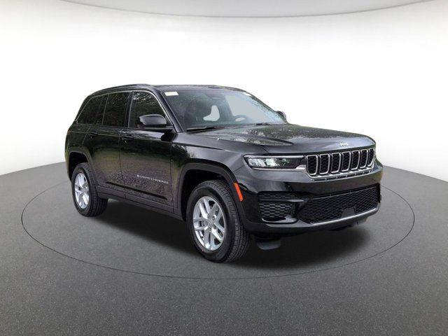 2026 Jeep Grand Cherokee GRAND CHEROKEE LAREDO 4X4 2026 Jeep Grand Cherokee GRAND CHEROKEE LAREDO 4X4