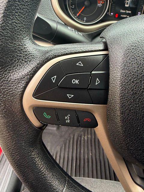 2016 Jeep Cherokee Sport