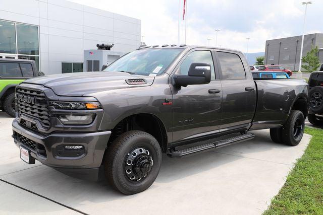 2026 RAM 3500 RAM 3500 BIG HORN CREW CAB 4X4 8 BOX