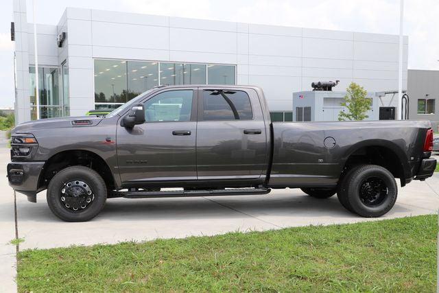 2026 RAM 3500 RAM 3500 BIG HORN CREW CAB 4X4 8 BOX