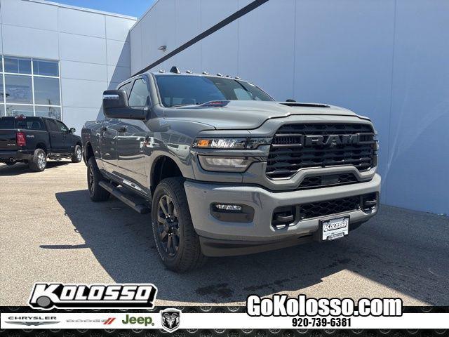 2026 RAM Ram 2500 RAM 2500 BLACK EXPRESS CREW CAB 4X4 64 BOX