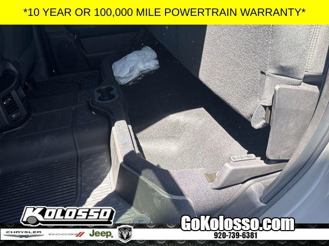 2026 Ram 2500 Black Express Crew Cab 4x4 6'4" Box