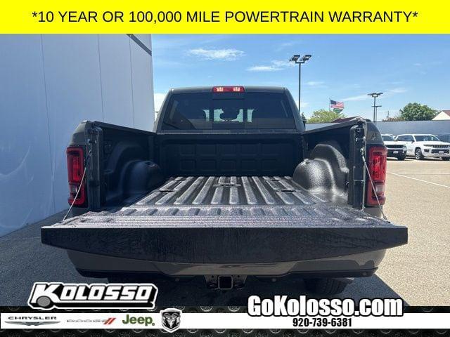 2026 Ram 2500 Black Express Crew Cab 4x4 6'4" Box