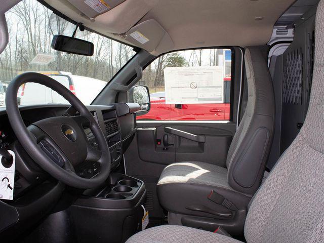2026 Chevrolet Express Cargo Van 2500 Extended Wheelbase, WT, RWD