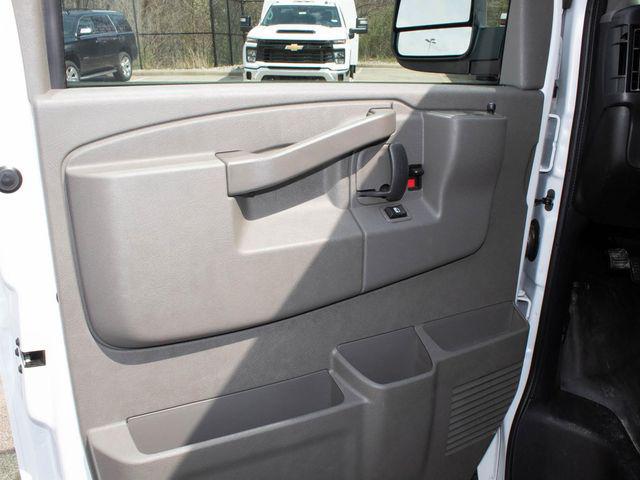2026 Chevrolet Express Cargo Van 2500 Extended Wheelbase, WT, RWD