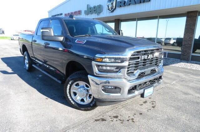 2026 Ram 2500 Tradesman Crew Cab 4x4 64 Box