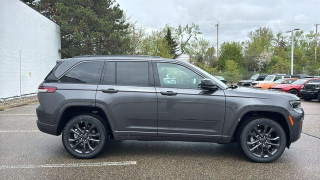 2026 Jeep Grand Cherokee Limited Reserve