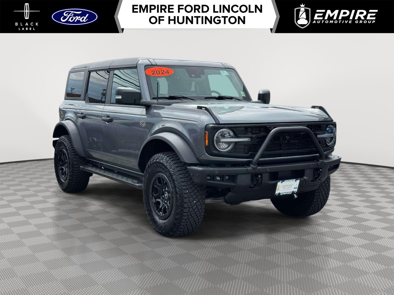 CARBONIZED GRAY METALLIC 2024 Ford Bronco Wildtrak 4-Door 4WD SUV / Crossover Four-Wheel Drive Automatic