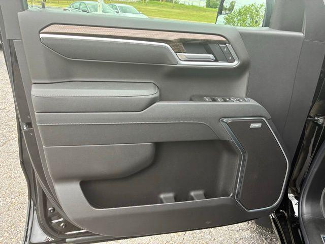 2026 Chevrolet Silverado 1500 4WD Crew Cab Standard Bed RST