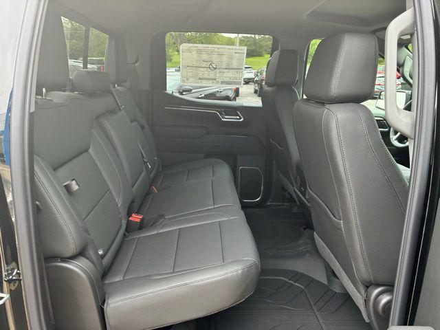 2026 Chevrolet Silverado 1500 4WD Crew Cab Standard Bed RST