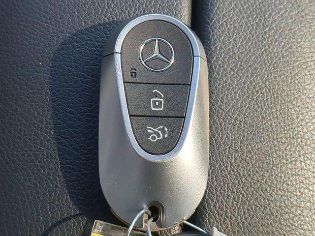 2024 Mercedes-Benz C-CLASS C 300 C 300