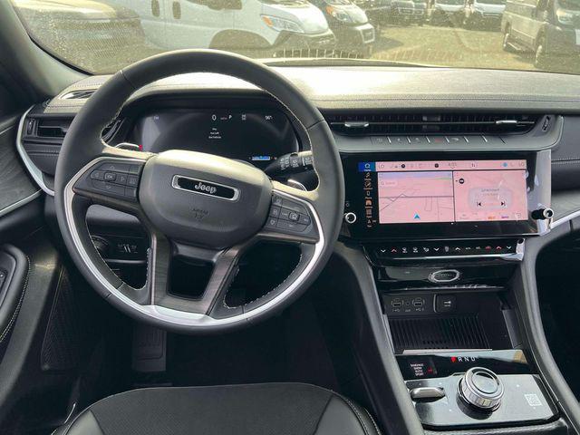 2026 Jeep Grand Cherokee L Altitude 4x4