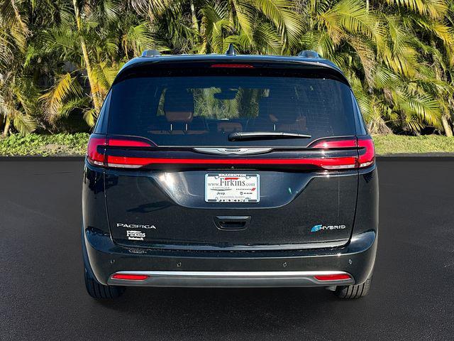 2025 Chrysler Pacifica Hybrid Pinnacle