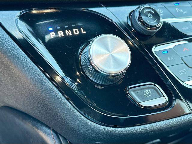 2025 Chrysler Pacifica Hybrid Pinnacle