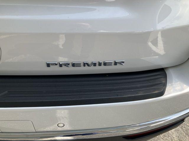 2023 Chevrolet Suburban 4WD Premier