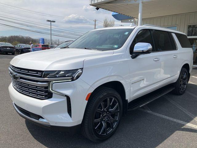 2023 Chevrolet Suburban 4WD Premier