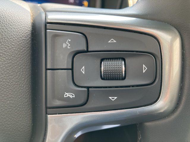 2023 Chevrolet Suburban 4WD Premier