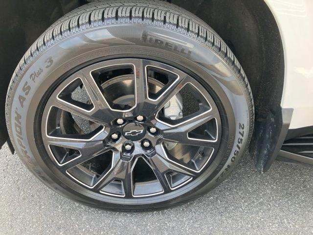 2023 Chevrolet Suburban 4WD Premier