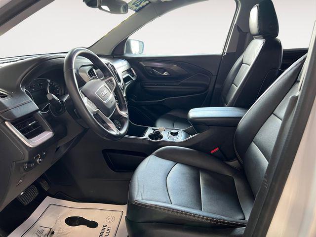 View vehicle photo 7