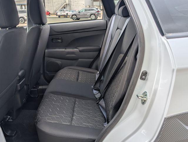 2026 Mitsubishi Outlander Sport 2.0 LE