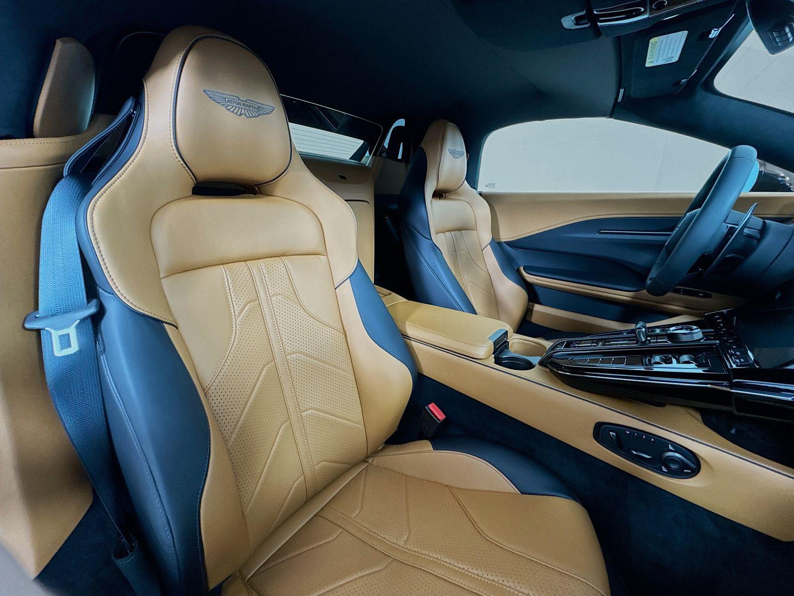 2026 Aston Martin Vantage - Photo 22