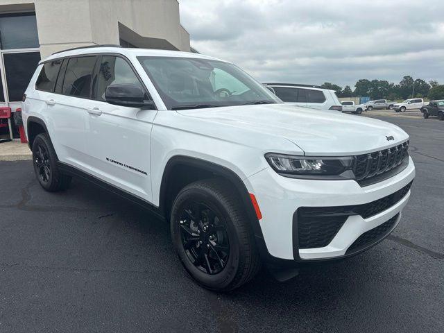 2026 Jeep Grand Cherokee L GRAND CHEROKEE L LAREDO ALTITUDE 4X4 2026 Jeep Grand Cherokee L GRAND CHEROKEE L LAREDO ALTITUDE 4X4