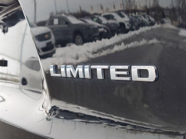 View vehicle photo 6