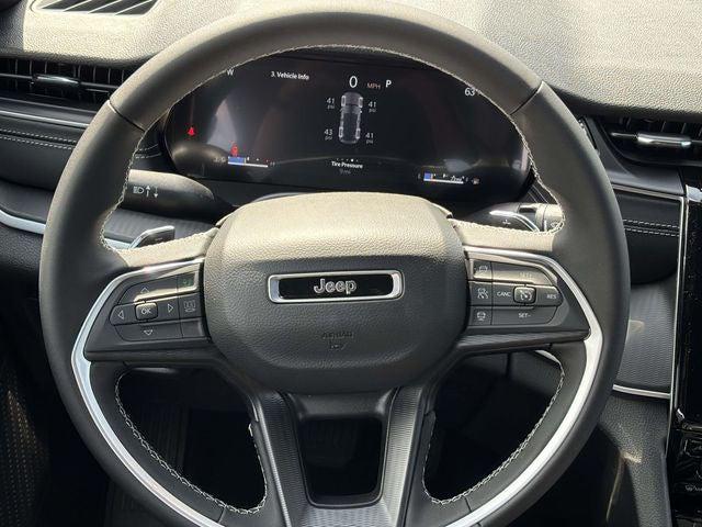 2026 Jeep Grand Cherokee Laredo 4x4
