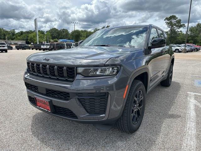 2026 Jeep Grand Cherokee Altitude 4x4