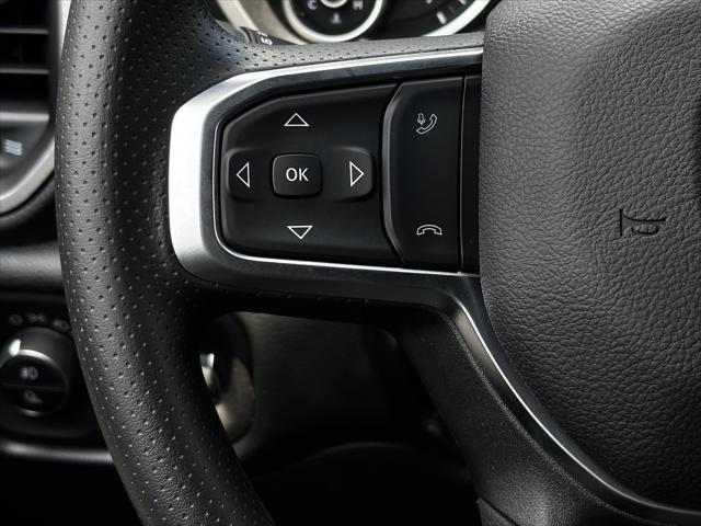 New 2026 Diamond Black Crystal Pearl-Coat Exterior Paint RAM Black Express image 72