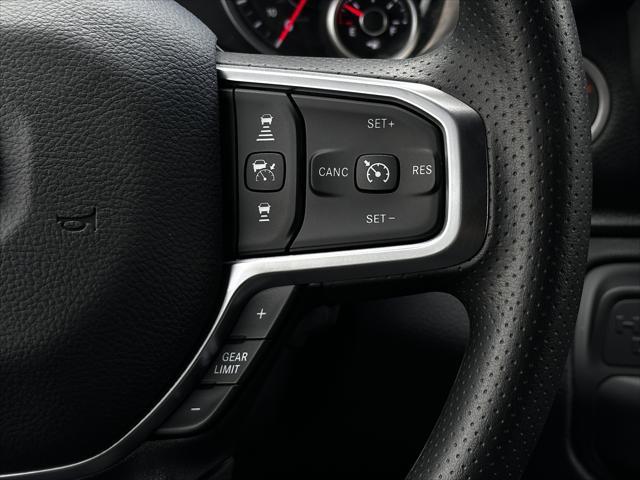 New 2026 Diamond Black Crystal Pearl-Coat Exterior Paint RAM Black Express image 74