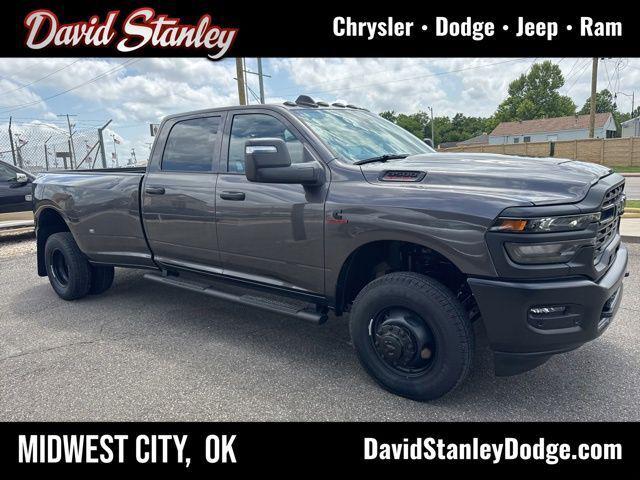 2026 RAM Ram 3500 RAM 3500 TRADESMAN CREW CAB 4X4 8 BOX
