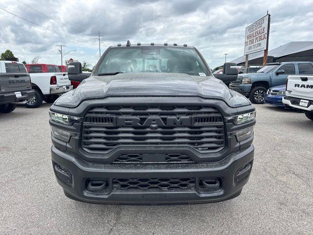 2026 RAM Ram 3500 RAM 3500 TRADESMAN CREW CAB 4X4 8 BOX