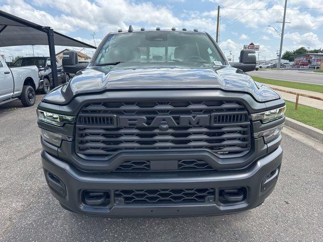 2026 RAM Ram 3500 RAM 3500 TRADESMAN CREW CAB 4X4 8 BOX