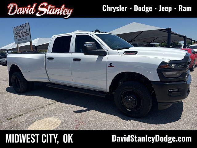 2026 RAM Ram 3500 RAM 3500 TRADESMAN CREW CAB 4X4 8 BOX