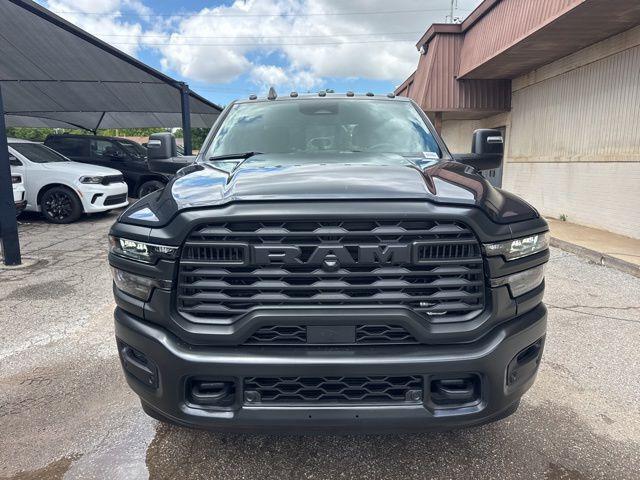 2026 RAM Ram 3500 RAM 3500 TRADESMAN CREW CAB 4X4 8 BOX