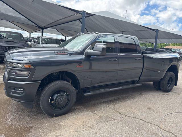 2026 RAM Ram 3500 RAM 3500 TRADESMAN CREW CAB 4X4 8 BOX