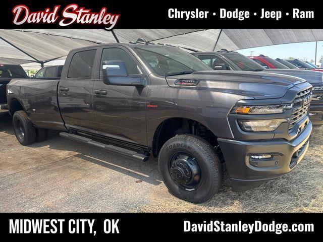 2026 RAM Ram 3500 RAM 3500 TRADESMAN CREW CAB 4X4 8 BOX