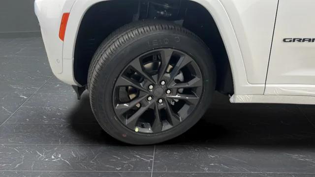 2026 Jeep Grand Cherokee Limited Reserve