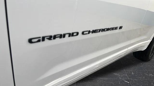 2026 Jeep Grand Cherokee Limited Reserve