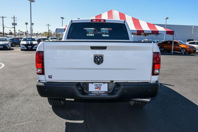 2024 Ram 1500 Classic Warlock Crew Cab 4x2 5'7" Box